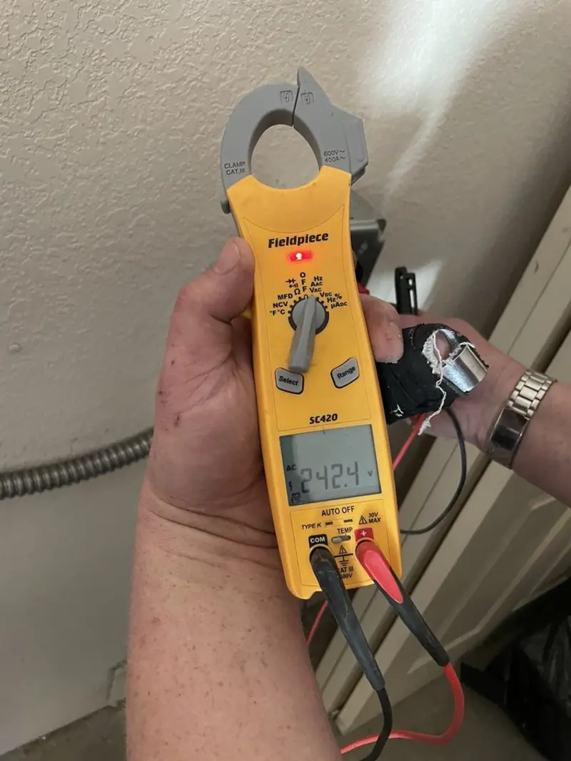 Voltage testing with clamp meter during Generator Installation in Key Biscayne